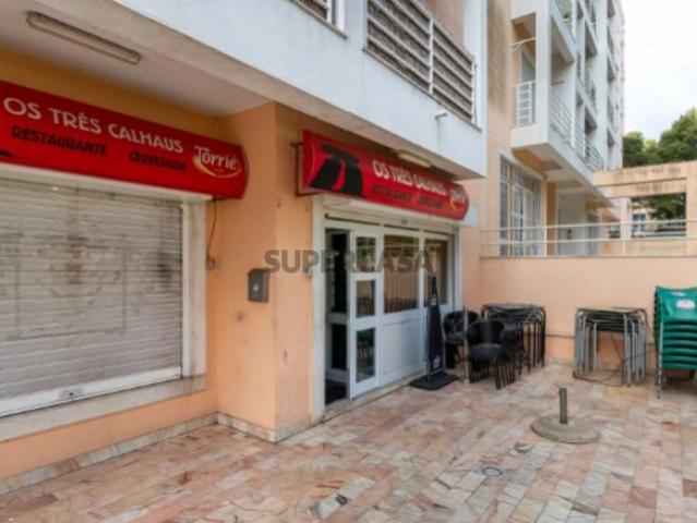 Armazém venda em Casal de São Martinho, Sintra