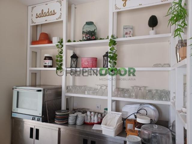 Armazém venda em Seixal, Bairro dos Corticeiros