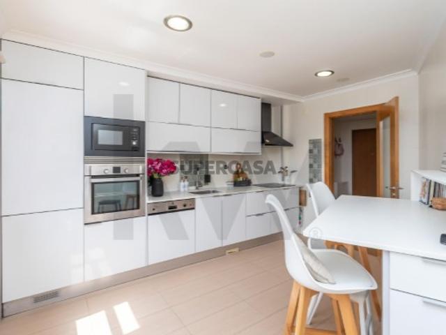 Casa venda em Urbanização Casas do Lago, Amadora