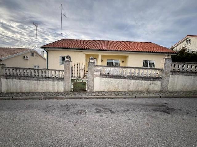 Casa venda em Guarda, Almeida