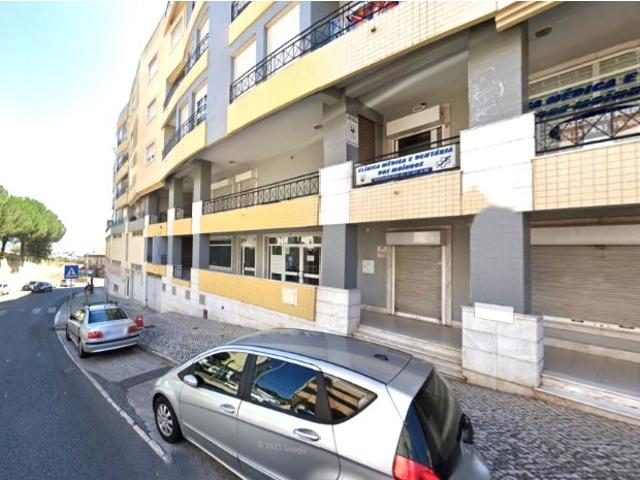 Loja venda em Falagueira, Amadora