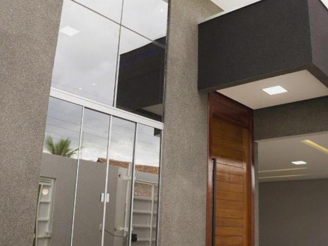 Casa venda em Região Geográfica Imediata de Águas Lindas de Goiás, Região Integrada de Desenvolvimento do Distrito Federal e Entorno
