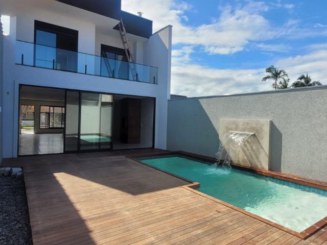 Sobrado venda em Guaratuba, Paraná