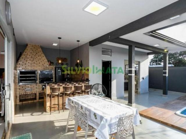 Casa venda em Região Geográfica Imediata de Maringá, Maringá