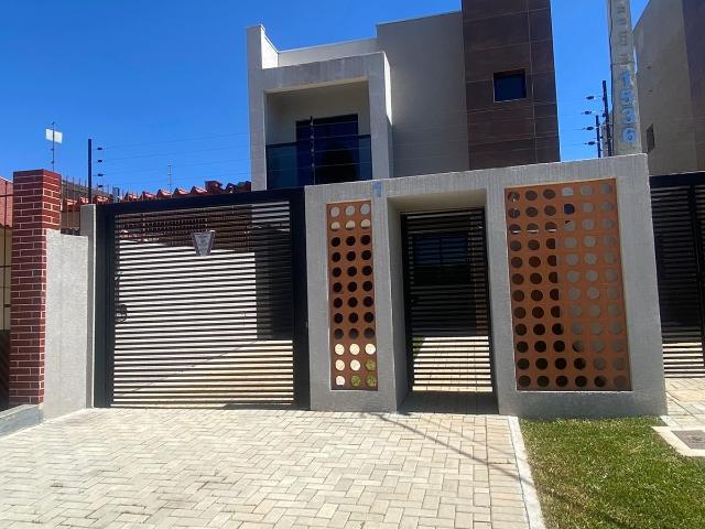 Sobrado venda em Região Geográfica Imediata de Curitiba, Região Metropolitana de Curitiba