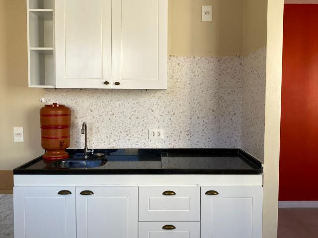 Kitnet venda em Região Imediata de São Paulo, Região Metropolitana de São Paulo