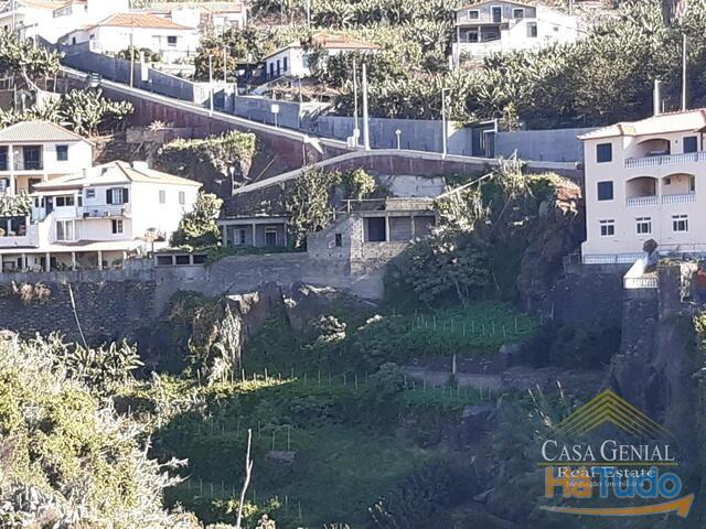 Terreno venda em Câmara De Lobos