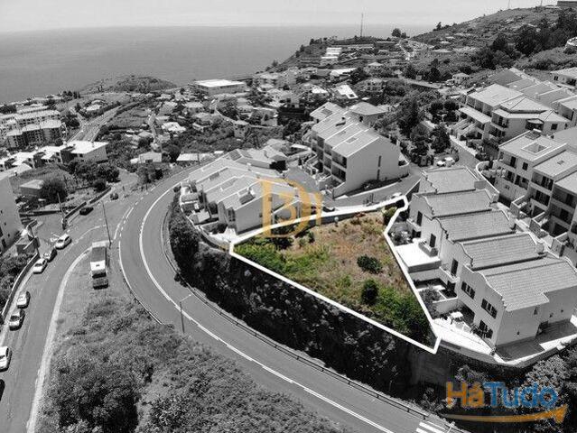 Terreno venda em Funchal