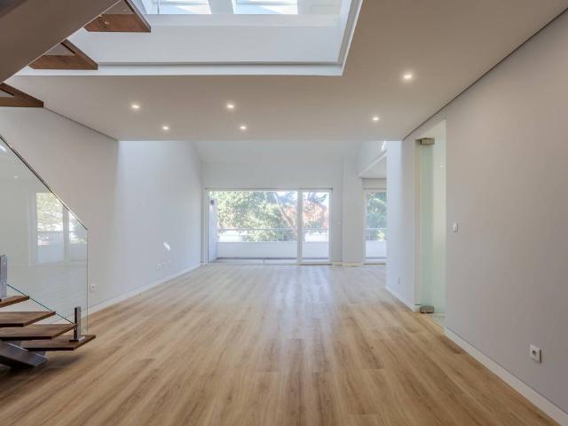Apartamento venda em Carcavelos