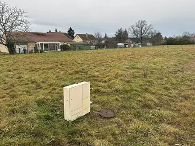 Terrain vente à Vichy, Vendat