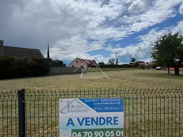 Terrain vente à Vichy, Vendat