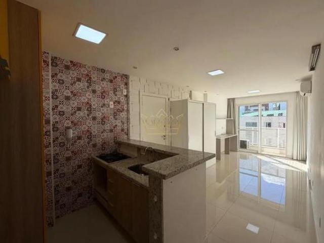 Apartamento venda em Região Geográfica Imediata do Distrito Federal, Região Integrada de Desenvolvimento do Distrito Federal e Entorno