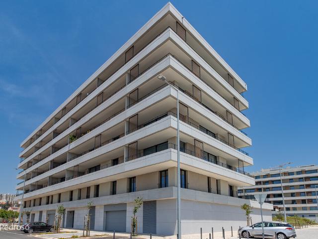 Apartamento venda em Santiago Dos Velhos, Lisboa