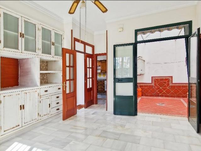 Piso en venta en Pilas