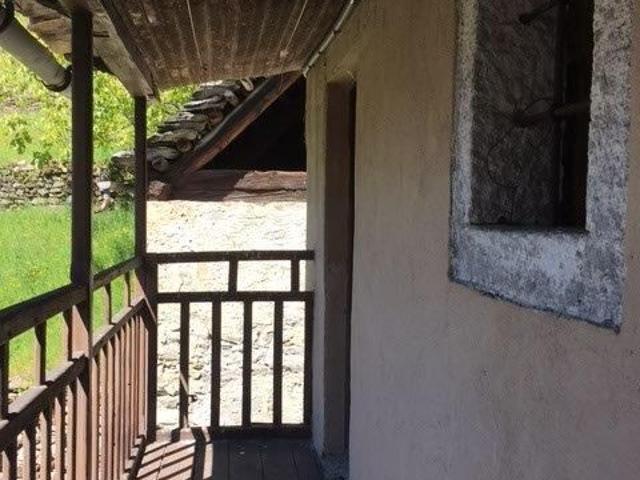 Villa Indipendente in vendita a Lincio, Piemonte