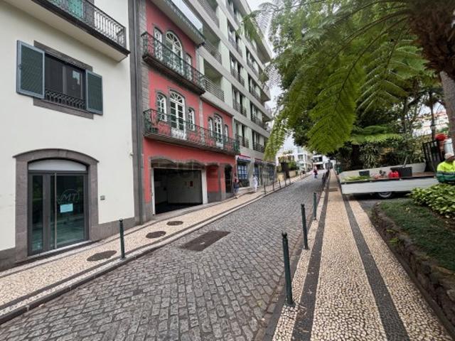 Garagem venda em Funchal, Ilha Da Madeira