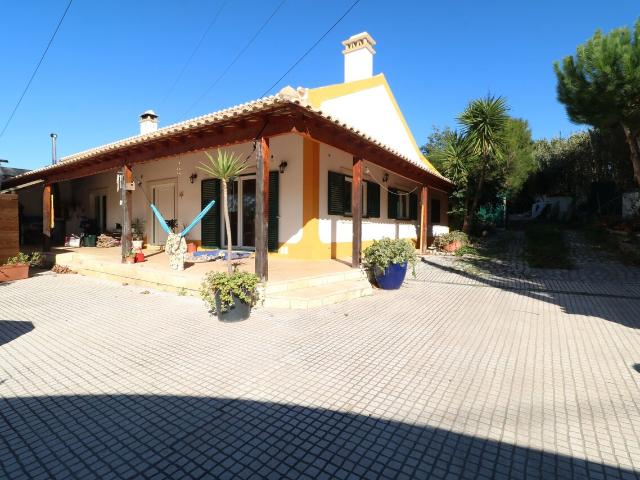 Quinta venda em Alto de Ribeira d'Ilhas, Mafra