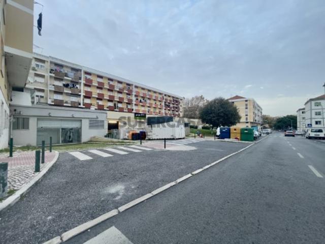 Armazém venda em Quinta de Santo António da Barôta, Sintra