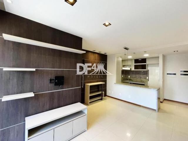 Apartamento venda em Região Geográfica Imediata do Distrito Federal, Região Integrada de Desenvolvimento do Distrito Federal e Entorno