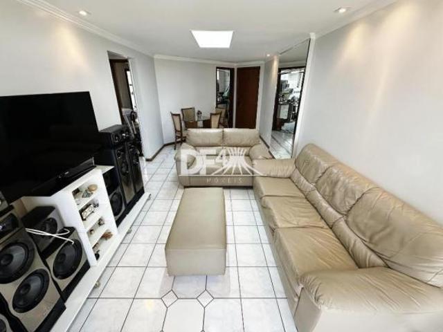 Apartamento venda em Região Geográfica Imediata do Distrito Federal, Região Integrada de Desenvolvimento do Distrito Federal e Entorno