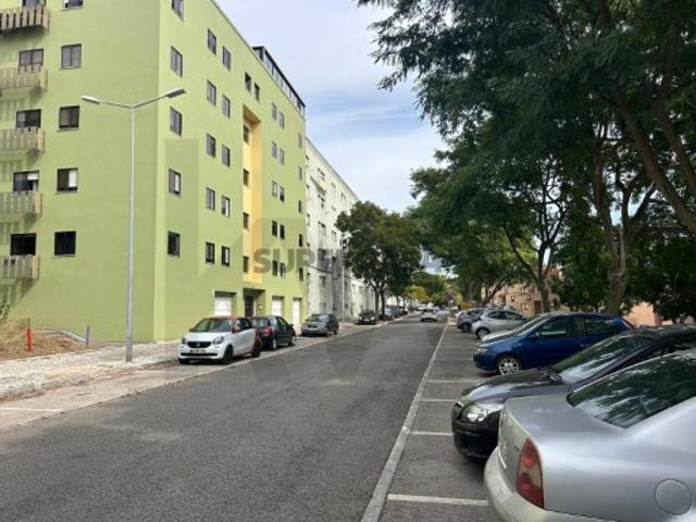 Casa venda em Alfragide, Amadora