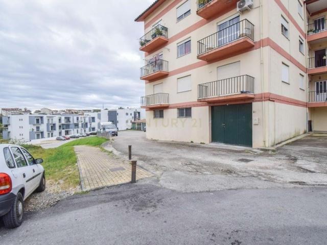 Garagem venda em Coimbrã, Ribeira De Frades