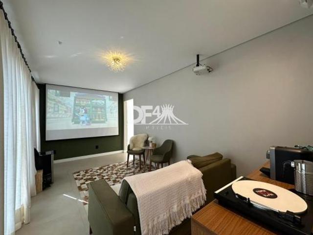 Casa venda em Região Geográfica Imediata do Distrito Federal, Região Integrada de Desenvolvimento do Distrito Federal e Entorno
