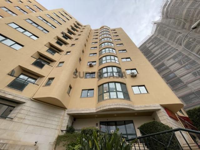 Escritório venda em Oeiras, Lisboa