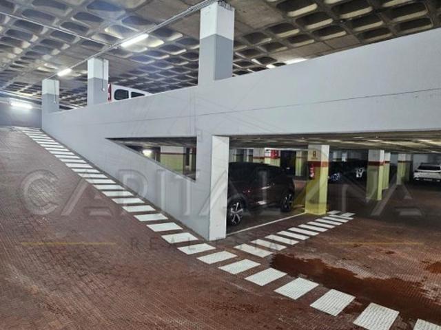 Garagem venda em Amadora, Lisboa