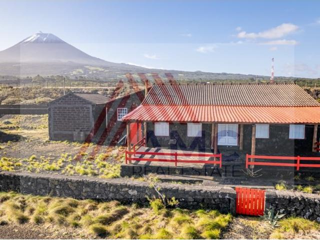 Casa venda em Açores, Madalena