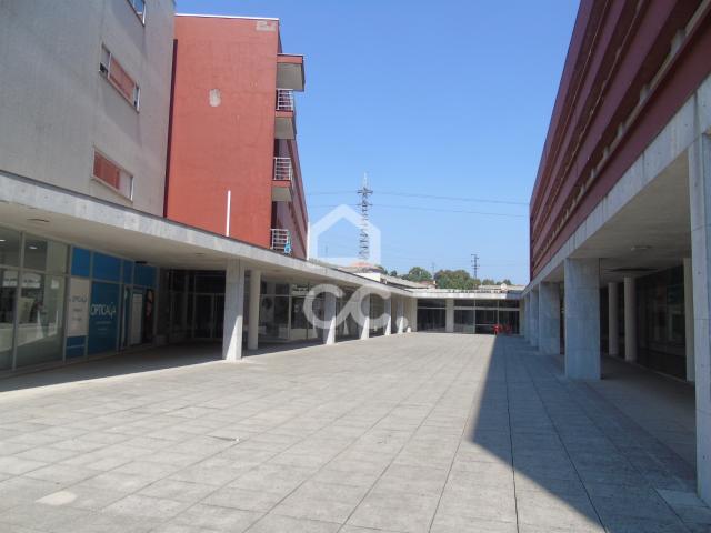 Loja venda em Guimarães, Braga