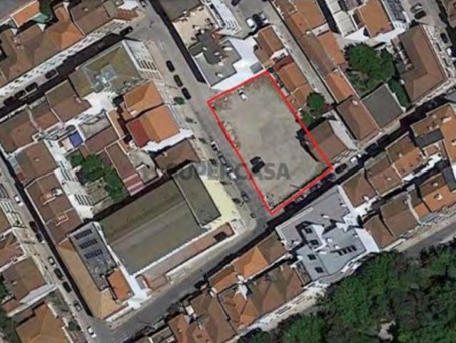 Terreno venda em Bairro Ferroviário, Barreiro