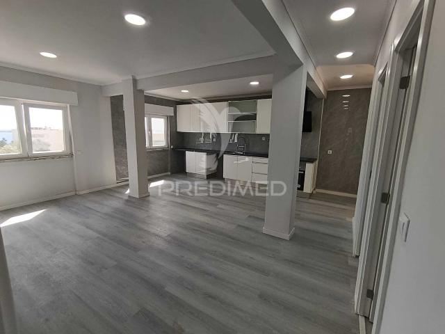 Apartamento venda em Afonso Costa, Setúbal