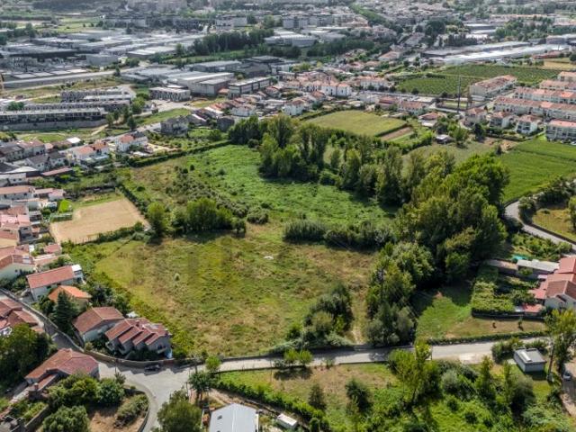 Terreno venda em Merelim (São Pedro) e Frossos, Braga