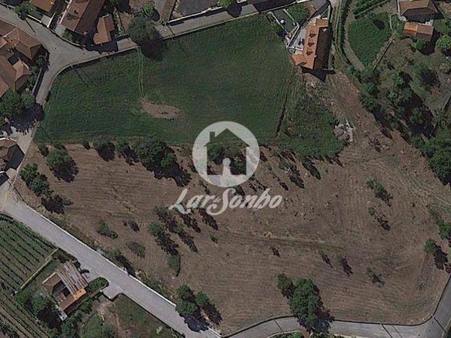 Terreno venda em Santo Tirso, Porto