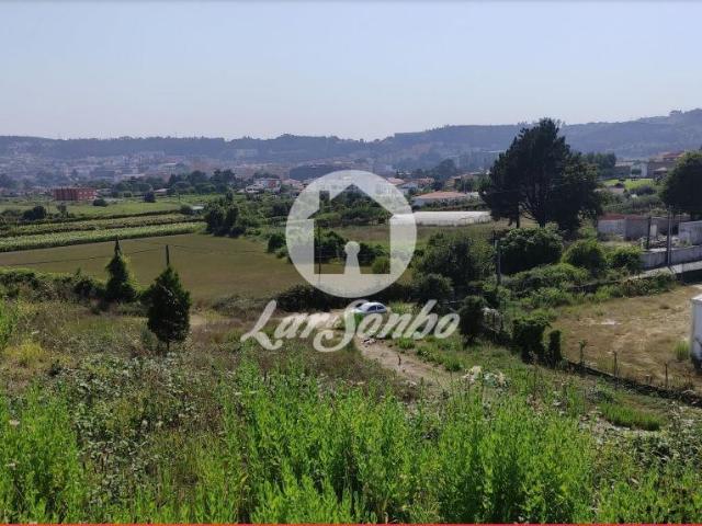 Terreno venda em Valongo, Porto