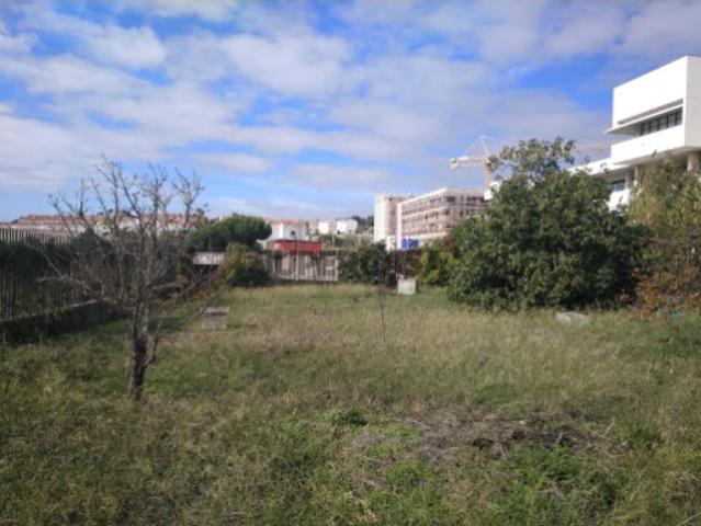 Terreno venda em Lisboa