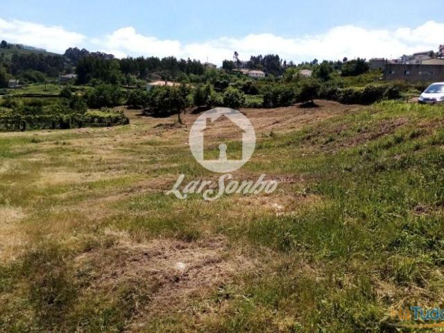 Terreno venda em Lousada, Porto