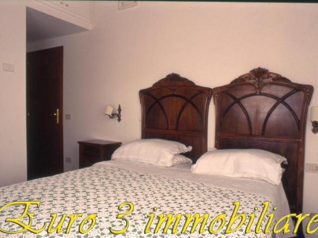 Locale Commerciale in vendita a Marche, Ascoli Piceno