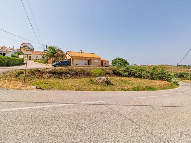 Terreno venda em Alto de Ribeira d'Ilhas, Mafra