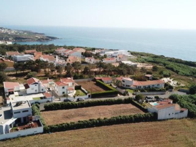 Terreno venda em Alto de Ribeira d'Ilhas, Mafra
