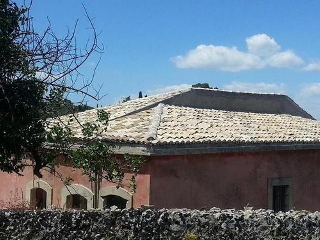 Villa Indipendente in vendita a Avola, Siracusa