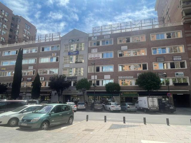 Garaje en venta en Zarzaquemada, Leganés