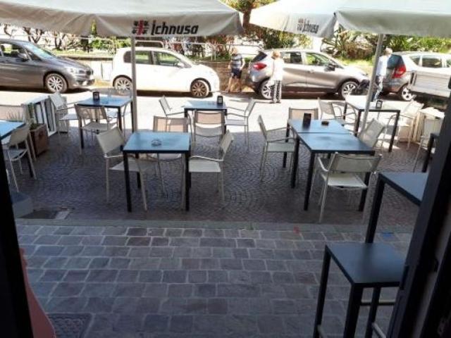 Locale Commerciale in vendita a Celle Ligure, Liguria