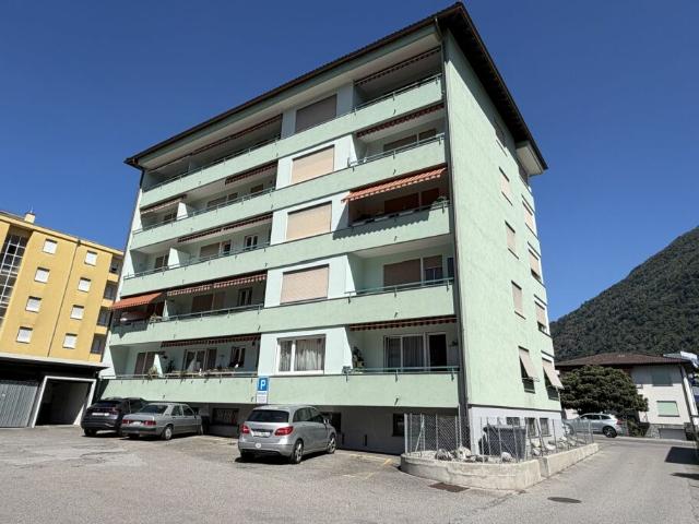 Wohnung kaufen in Losone, Tessin