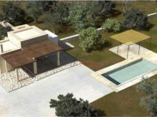 Locale Commerciale in vendita a Puglia, Brindisi