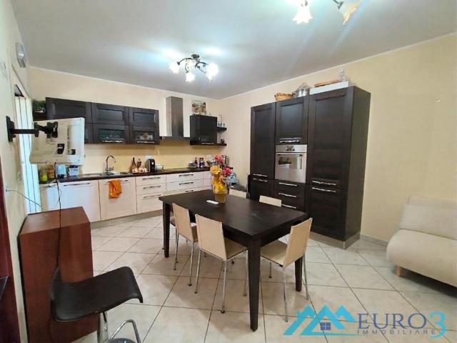 Appartamento in vendita a Sambuco, Marche