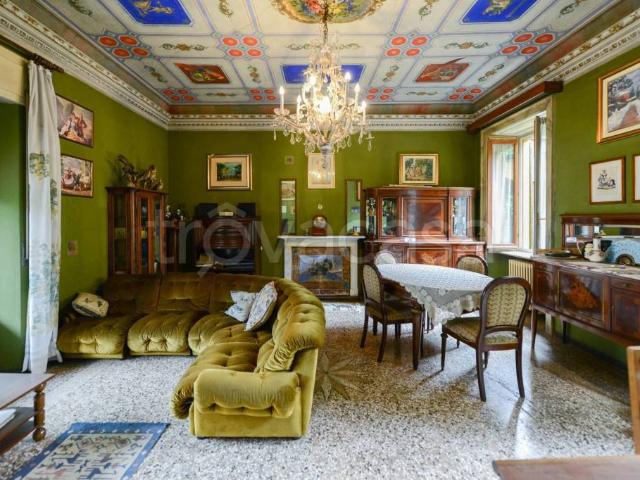 Appartamento in vendita a Comunità Montana Valli del Verbano, Castello Cabiaglio