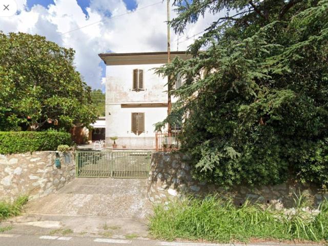 Appartamento in vendita a Bivio Di Ravi, Toscana