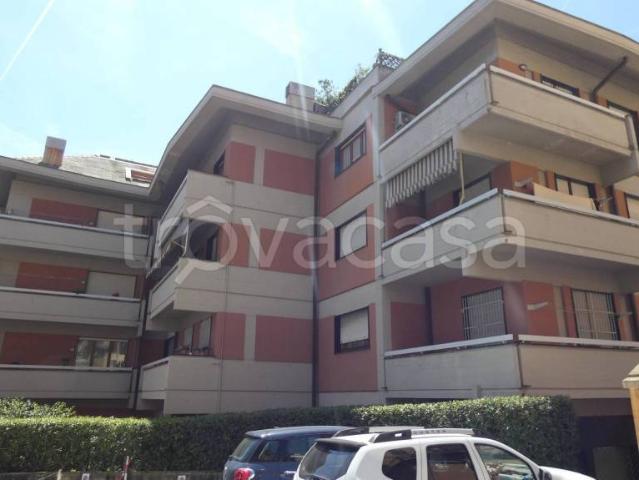 Appartamento in vendita a Levante, Serra Riccò